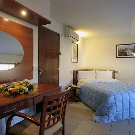 Albergo Romagna Fratta Terme Bagian luar foto