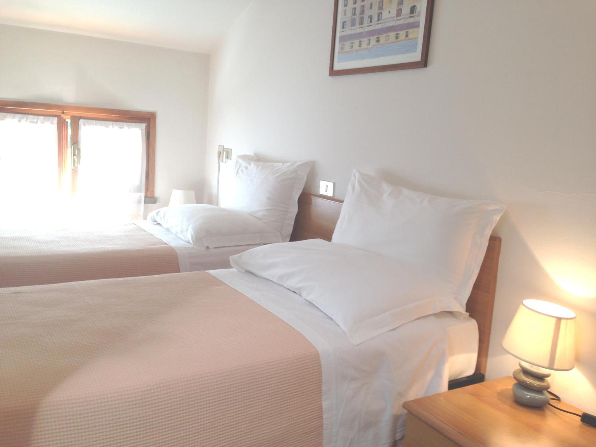 Albergo Romagna Fratta Terme Ruang foto
